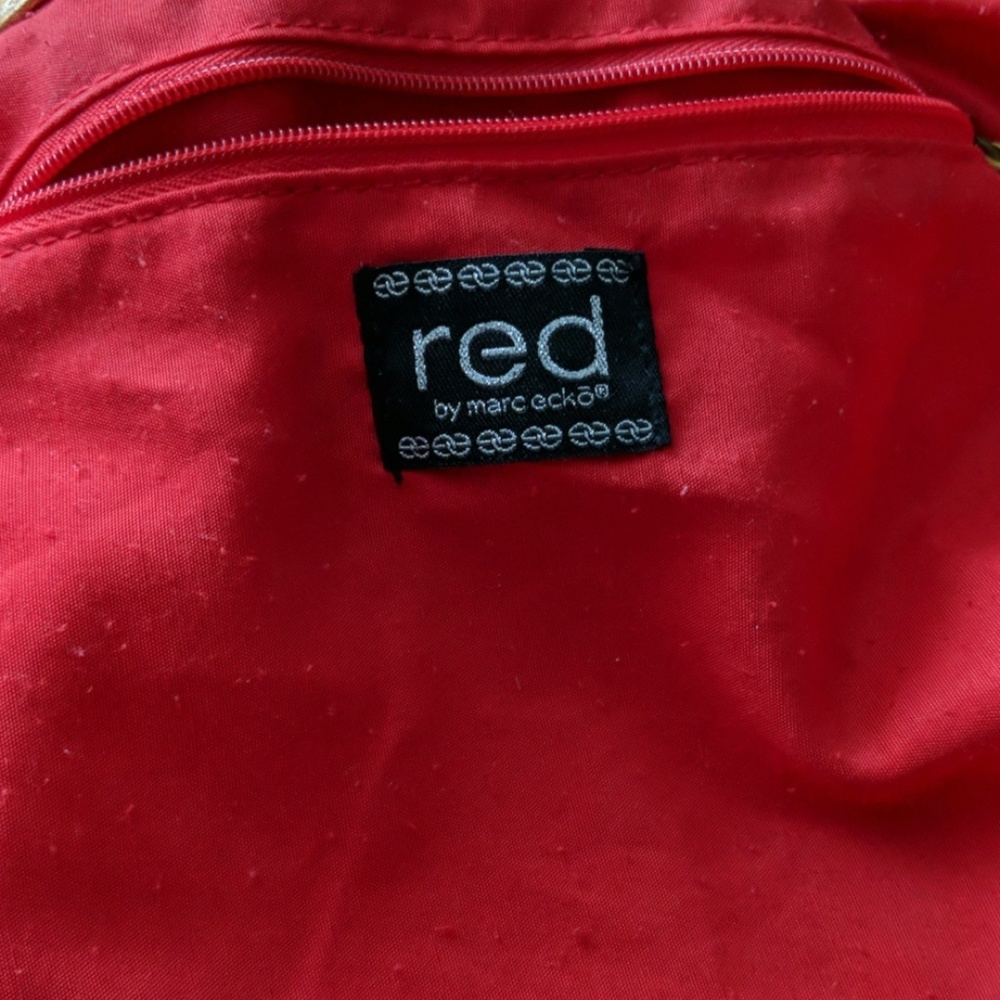 RED Handbag - Picture 6 of 8